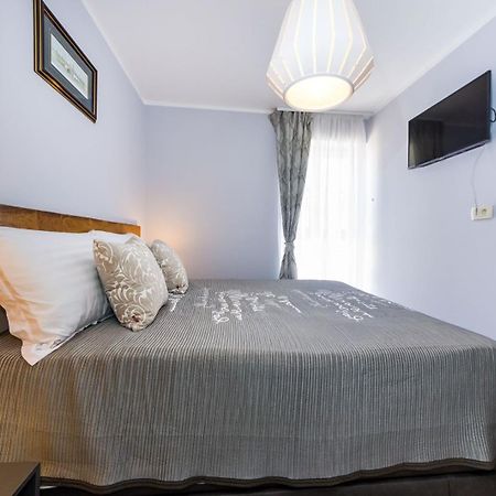 Ema 2Br Apt. In Old Town Centre Zára Kültér fotó