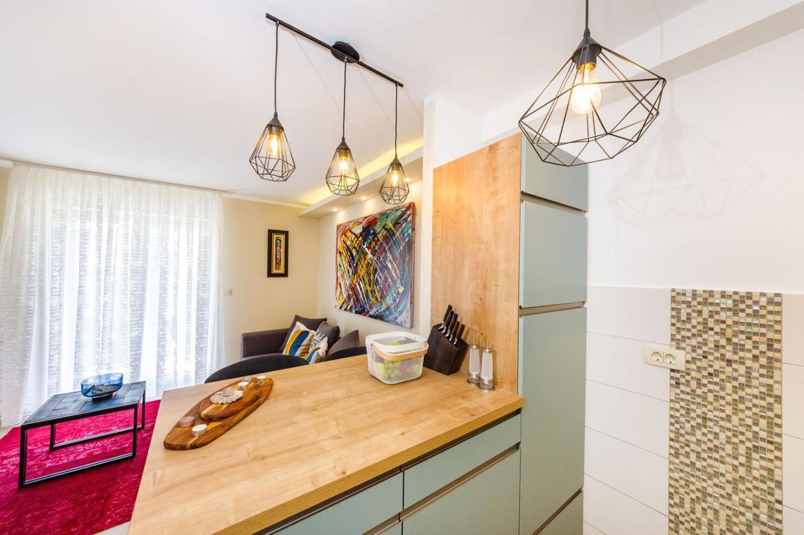 Ema 2Br Apt. In Old Town Centre Zára Kültér fotó