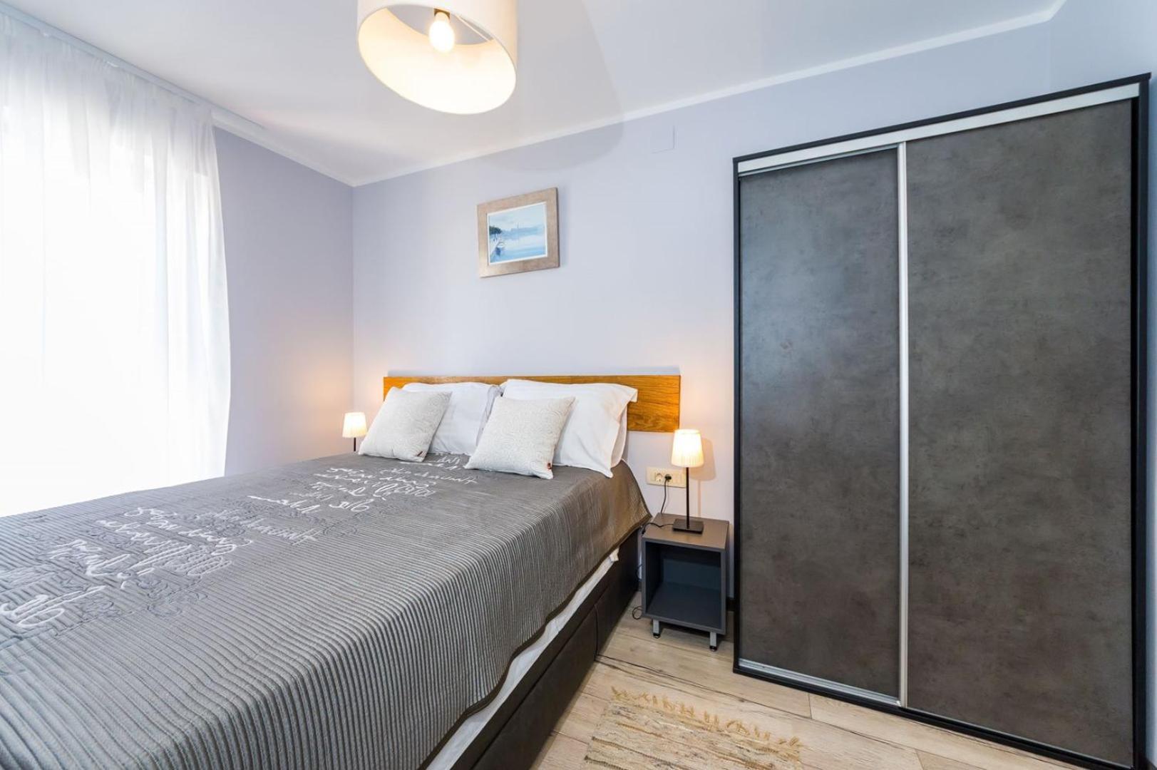 Ema 2Br Apt. In Old Town Centre Zára Kültér fotó