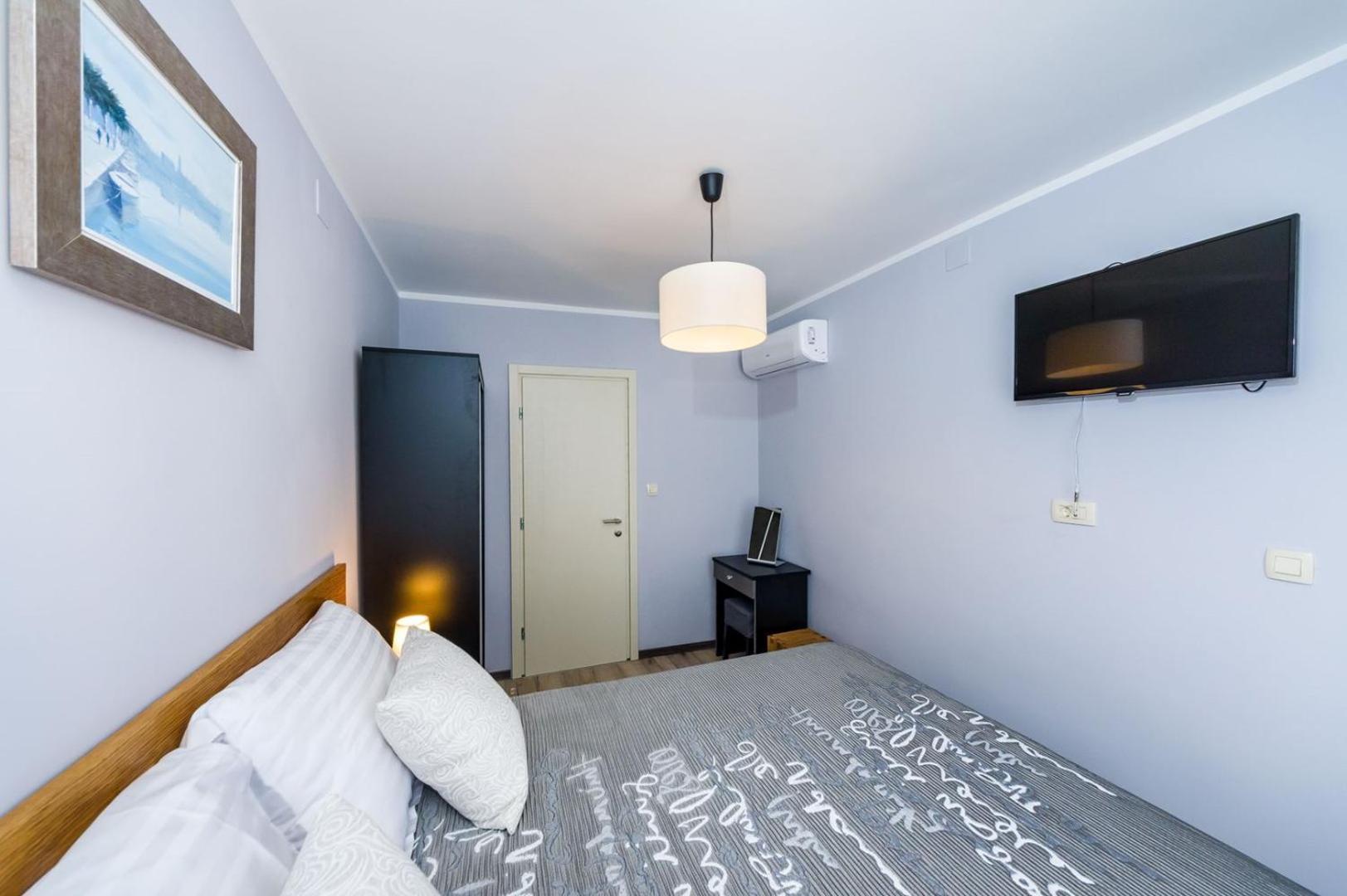 Ema 2Br Apt. In Old Town Centre Zára Kültér fotó