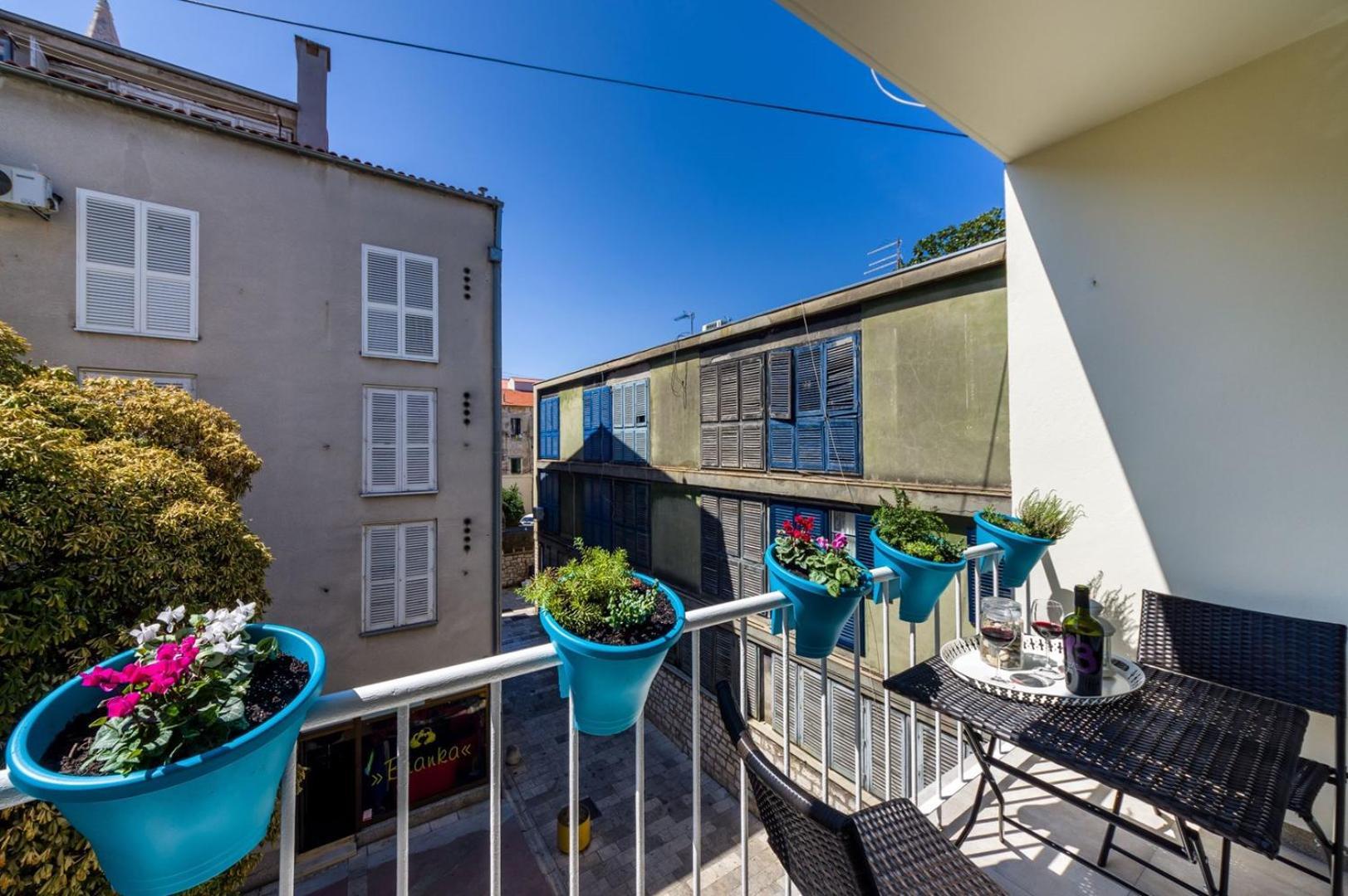 Ema 2Br Apt. In Old Town Centre Zára Kültér fotó
