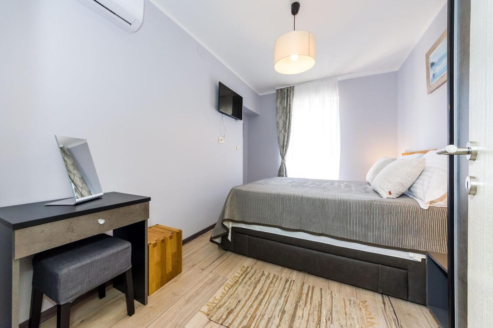 Ema 2Br Apt. In Old Town Centre Zára Kültér fotó