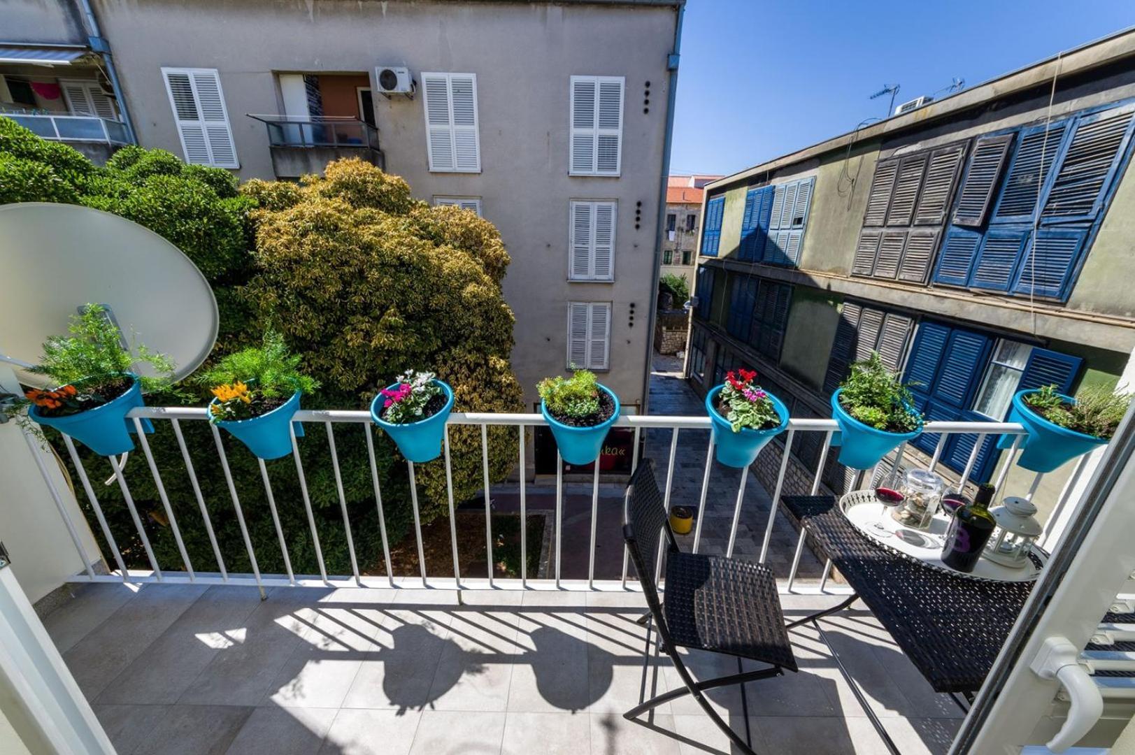 Ema 2Br Apt. In Old Town Centre Zára Kültér fotó